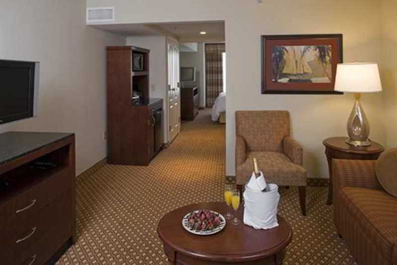 Hilton Garden Inn Savannah Midtown Стая снимка